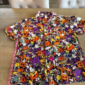 Disney Parks Button Up Halloween Mickey Friends Camp Shirt Like NEW